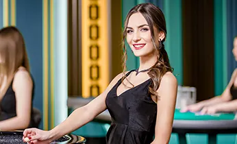 Đội ngũ chuyên gia của Kimsa đang làm việc trong môi trường hiện đại